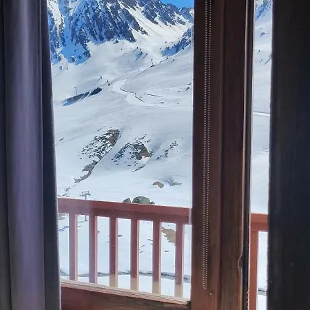 Superbe Entierement Renove Aux Pieds Des Pistes La Mongie